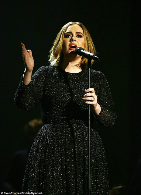 Δείτε το νέο look της Adele! [photos] - Φωτογραφία 2