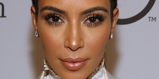 Δείτε την κόρη της Kim Kardashian σε βόλτα με τη θεία της... [photos] - Φωτογραφία 1