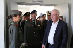 Επίσκεψη ΑΝΥΕΘΑ Δημήτρη Βίτσα στη Σχολή Μονίμων Υπαξιωματικών στα Τρίκαλα