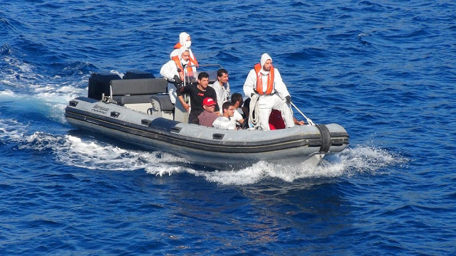 Συνδρομή ΕΔ στην διαχείριση προβλημάτων των προσφυγικών ροών - Φωτογραφία 23