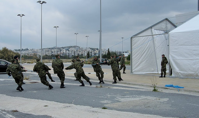 Συνδρομή ΕΔ στην διαχείριση προβλημάτων των προσφυγικών ροών - Φωτογραφία 7