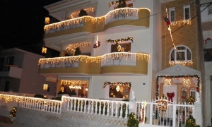 Το πιο Χριστουγεννιάτικο σπίτι της Ελλάδας είναι αυτό [photos] - Φωτογραφία 8