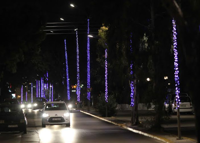 Χριστούγεννα στη Γλυφάδα - Φωτογραφία 3