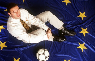 Αυτός είναι ο Βέλγος που έχει χαρίσει εκατομμύρια σε διάσημους ποδοσφαιριστές... - Φωτογραφία 1