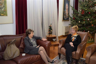 Η Υφυπουργός, Μαρία Κόλλια-Τσαρουχά, συναντήθηκε με την Πρόεδρο της Προσωρινής Διοικούσας Επιτροπής της ΕΡΤ3 - Φωτογραφία 1