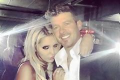 Θυμάστε αυτή τη θαυμάστρια του Robin Thicke; Ξοδεύει 20.000 λίρες σε ψώνια κάθε μήνα και νομίζει πως όλος ο κόσμος κάνει έτσι... [photos]