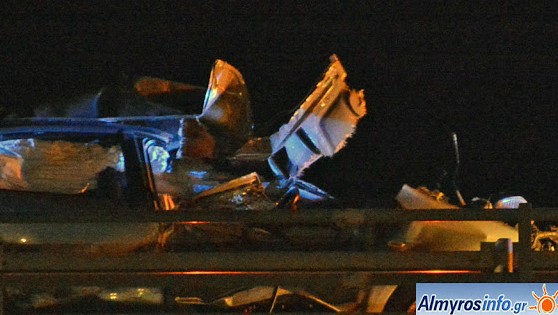 Τροχαίο στην ΠΑΘΕ στο ύψος του Κροκίου Αλμυρού με δυο σοβαρά τραυματίες - Φωτογραφία 2