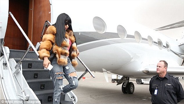 Η Nicki Minaj, τα 2 εκατομμύρια δολάρια και το άγριο κράξιμο... [photos] - Φωτογραφία 3