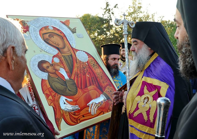 7629 - Αντίγραφο της θαυματουργής εικόνας της Παναγίας Γαλακτοτροφούσας από την Ιερά Μονή Χιλανδαρίου Αγίου Όρους στην Κύπρο - Φωτογραφία 4
