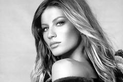 Και ναι, η Gisele ξέρει να μαγειρεύει! Δείτε τι έφτιαξε για τα παιδιά της... [photos]