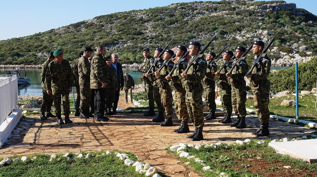 Επίσκεψη ΥΕΘΑ Πάνου Καμμένου σε ακριτικά νησιά ενόψει των εορτών - Φωτογραφία 12