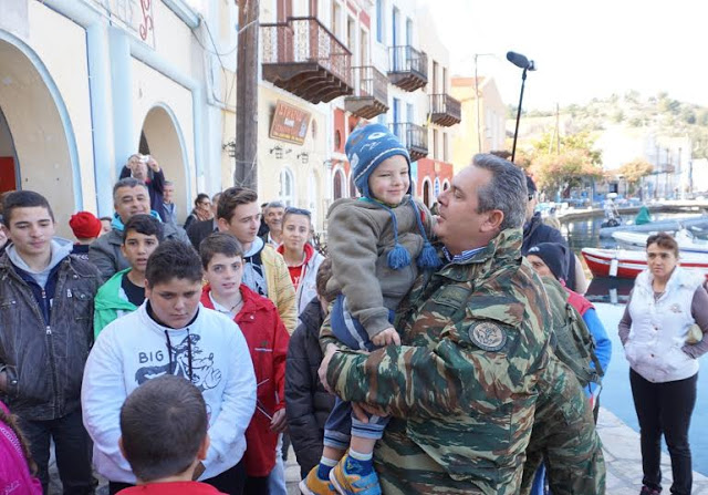 Επίσκεψη ΥΕΘΑ Πάνου Καμμένου σε ακριτικά νησιά ενόψει των εορτών - Φωτογραφία 6