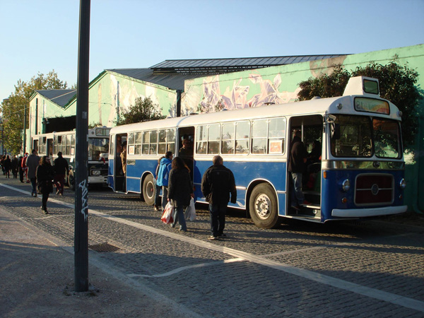 Μία... διαφορετική βόλτα στο κέντρο της Αθήνας - Φωτογραφία 8