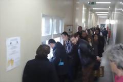 Ουρές στο Ειρηνοδικείο Θεσσαλονίκης για α’ κατοικία