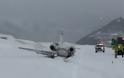Μικρό αεροσκάφος κατέπεσε μέσα στο χιόνι - Φωτογραφία 3