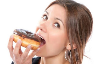 Έξυπνα τρικ για να τρως λιγότερο αν το έχεις παρακάνει - Φωτογραφία 1