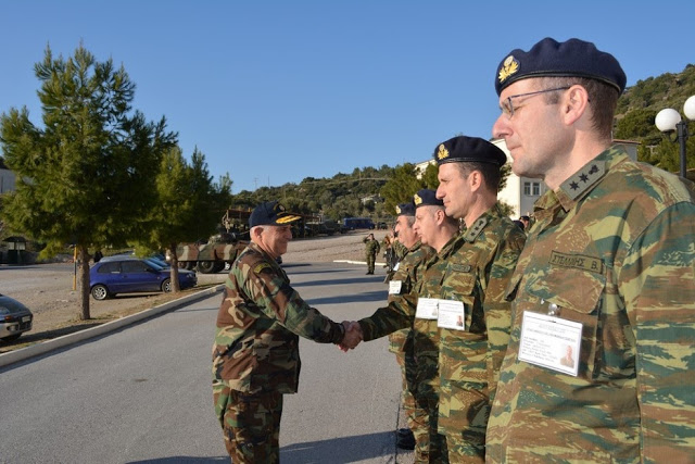 Ευχές Αρχηγού ΓΕΕΘΑ σε προσωπικό των ΕΔ - Φωτογραφία 81