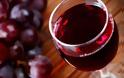 Δικαίωση: Το κρασί μέσα στις 4 τροφές ή ποτά που παρατείνουν τη διάρκεια ζωής μας!