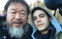 Ο διάσημος κινέζος καλλιτέχνης Ai Wei Wei στην Λέσβο - Φωτογραφία 3