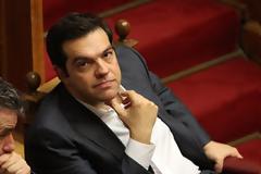 Τρελό γέλιο: Έκαναν τον Τσίπρα... Άγιο στη Νάπολη! [photo]