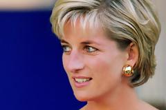 Αυτή είναι η ανιψιά της Πριγκίπισσας Diana που έχει ταράξει την Αφρική! [photos]