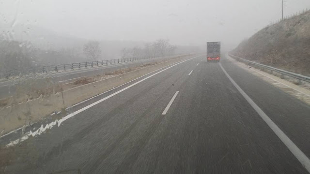 Χιόνια στα ελληνοβουλγαρικά σύνορα - Άσπρισαν στέγες σε Καβάλα και Δράμα [photos] - Φωτογραφία 3