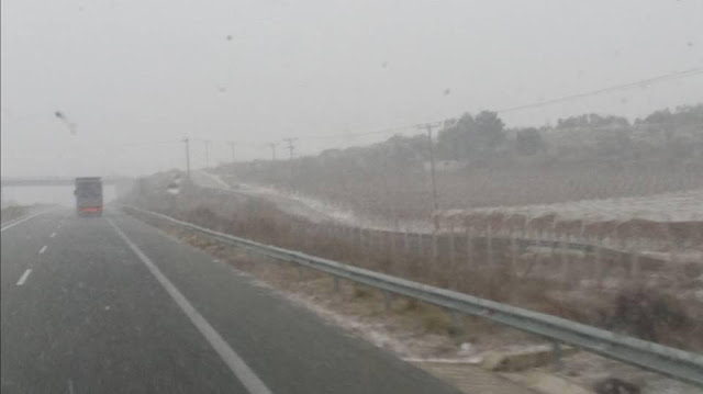 Χιόνια στα ελληνοβουλγαρικά σύνορα - Άσπρισαν στέγες σε Καβάλα και Δράμα [photos] - Φωτογραφία 4