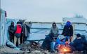 H Γαλλία κατασκευάζει τον πρώτο προσφυγικό καταυλισμό της μετά από 13 χρόνια