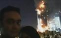 Απίστευτο! Ο ουρανοξύστης στο Ντουμπάι καιγόταν και ένα ζευγάρι από κάτω.... [photo] - Φωτογραφία 2