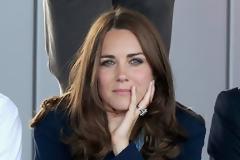 Που εξαφανίστηκε το δαχτυλίδι της Kate Middleton; [photos]