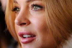 Που κάνει χειμερινές διακοπές η Lindsay Lohan; [photos]