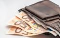 Γυναίκα βρήκε τσάντα με 800 ευρώ σε καφετέρια του Έβρου και την παρέδωσε!
