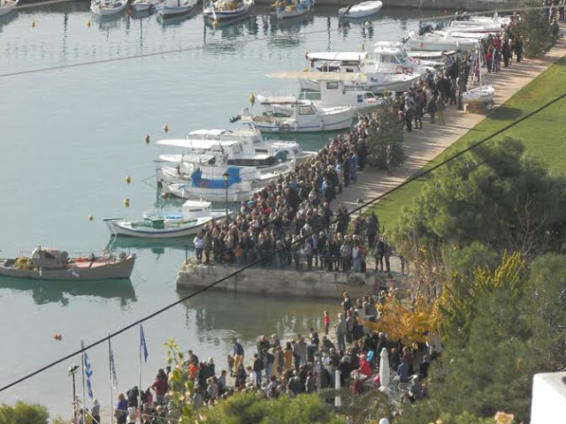 O σεβ. Mητροπολίτης Μαντίνειας και Κυνουρίας στην εορτή των Θεοφανείων στο Παράλιο Άστρος Κυνουρίας - Φωτογραφία 4