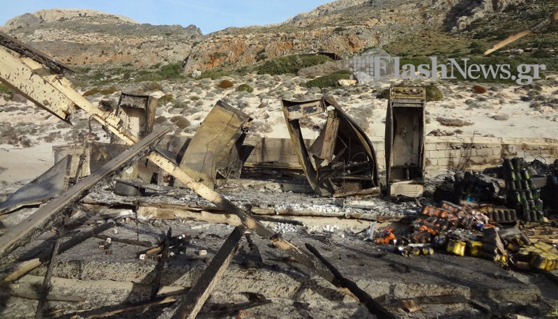 Στάχτη και αποκαΐδια η καντίνα στον Μπάλο - Φωτογραφία 9