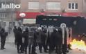 Κόσοβο: Μολότοφ και φωτιές έξω από το κτίριο της κυβέρνησης - Φωτογραφία 2