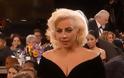Ποιος πασίγνωστος ηθοποιός κορόιδεψε τη Lady Gaga για τη Χρυσή Σφαίρα που κέρδισε; [photos] - Φωτογραφία 3