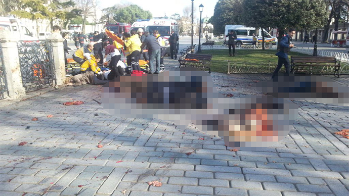 Τρομοκρατία στην καρδιά της Κωνσταντινούπολης: 10 νεκροί, πολλοί τραυματίες - Φωτογραφία 2