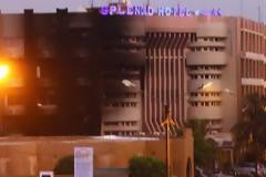 Δραματικές περιγραφές των ομήρων στην Μπουρκίνα Φάσο: Αίμα παντού, πυροβολούσαν εν ψυχρώ