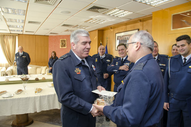 Κοπή της Πρωτοχρονιάτικης Πίτας του ΓΕΑ - Φωτογραφία 11