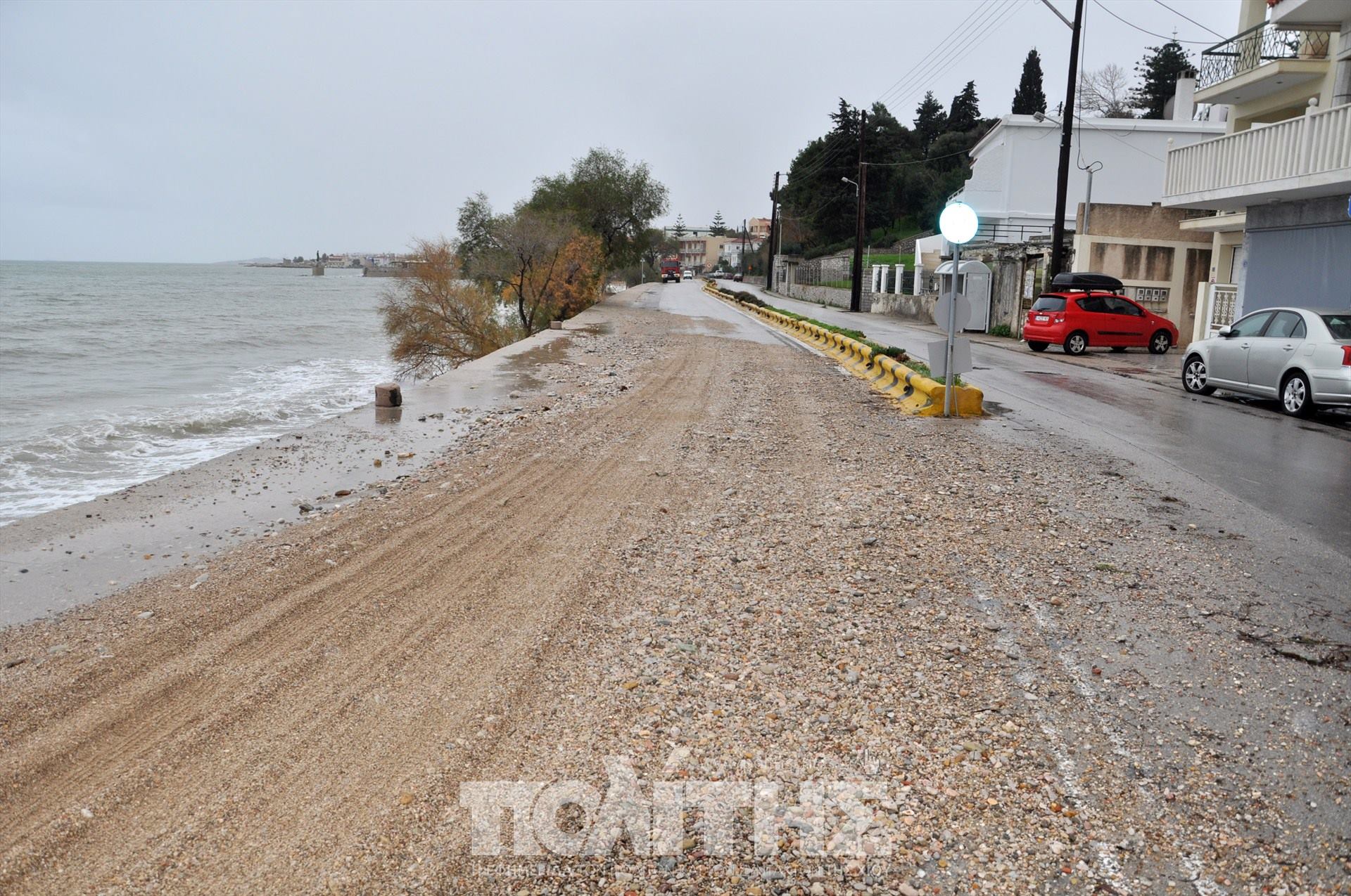 Ένα με τη θάλασσα οι παραλιακοί δρόμοι της Χίου [video] - Φωτογραφία 2