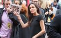 Παγκόσμια ανησυχία για την Angelina Jolie: Σοκάρει η νέα αποστεωμένη εμφάνισή της! [photos] - Φωτογραφία 5