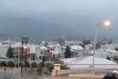 Φθιώτιδα: Ασθενής χιονόπτωση στη Λαμία - Με αλυσίδες για Καρπενήσι