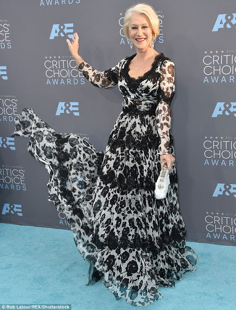 Δείτε την απίστευτα κομψή εμφάνιση της Helen Mirren στα Critics' Choice Awards... [photos] - Φωτογραφία 3