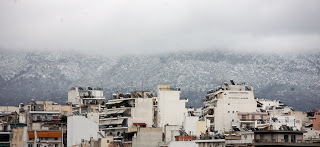 Τα χιόνια ήρθαν και στην Αθήνα: Και ο χιονιάς ολοένα και κατεβαίνει... - Φωτογραφία 1