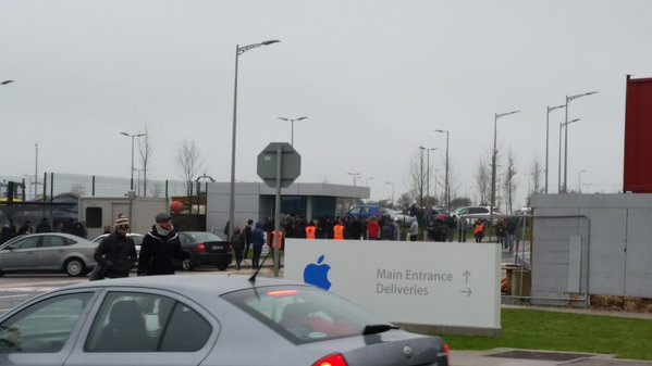 Αναγκαστική εκκένωση των γραφείων της Apple στην Ιρλανδία - Φωτογραφία 3