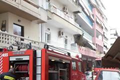 ΣΟΚ: Πυρκαγιά σε αποθήκη στην οδό Δεληγιώργη στα Τρίκαλα [photos]