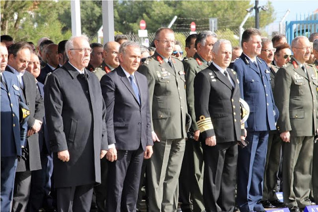 Tελετές παραλαβής στην Κύπρο και παράδοσης στην Ελλάδα των λειψάνων 6 ελλήνων στρατιωτικών - Φωτογραφία 14