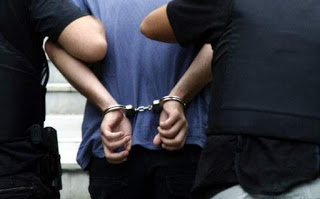 Τραπεζίτης αποπλάνησε 14χρονη -Τον έπιασαν επ' αυτοφώρω σε ξενοδοχείο της Αθήνας - Φωτογραφία 1
