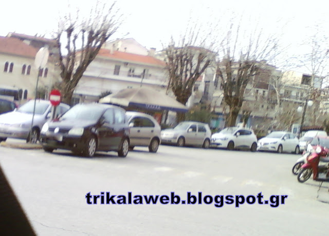 Παρκάρουν στις διαβάσεις πεζών στα Τρίκαλα... [photo] - Φωτογραφία 2