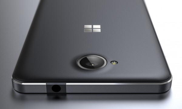 Το Microsoft Lumia 650 έρχεται τον Φεβρουάριο, ίσως το μόνο για το 2016 - Φωτογραφία 2